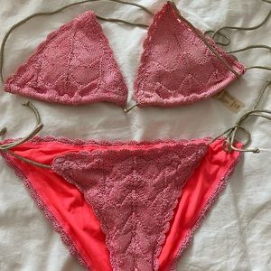 Victoria’s Secret Sparkly pink / gold bikini S